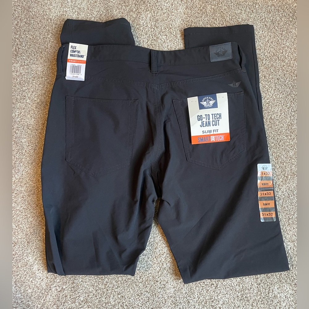 NEW Dockers Go-To Tech Jean Cut Slim Fit 31X32